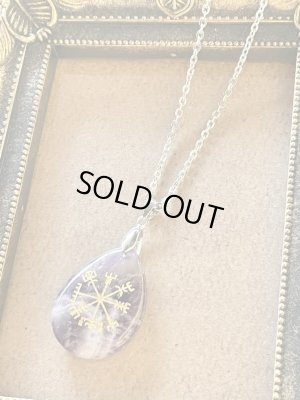 画像1: 心が迷わないように！進むべき道を示す★ヴァイキングコンパスペンダント＆異性運アップ石アメジスト 聖なるルーン文字〜Vegvisir〜