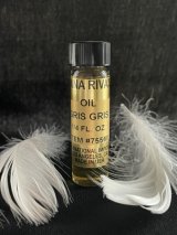 善悪どちらの願掛けにも使用できる！魔術オイル Gris Gris（グリ・グリ）