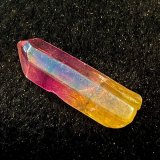 オーラの浄化！生命エネルギーが宿るサンセットオーラ・クオーツポイント A