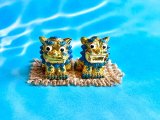沖縄伝統の守り神 魔除けのシンボルシーサー ペア置物 小　金青