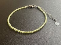 未来を明るく照らし、夢を叶える！ペリドット ファセットカットブレスレット 2mm