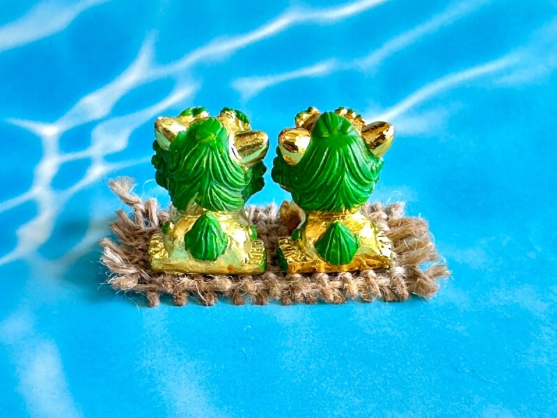 画像: 沖縄伝統の守り神 魔除けのシンボルシーサー ペア置物 小　金緑