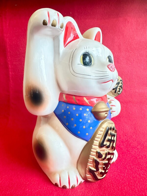 画像2: 開運！BIG！金招き猫 置物　〜右手で金運を招く〜 (2)