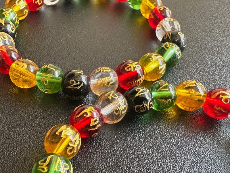 画像3: 苦しみを取り除く！「オム・マニ・ペメ・フム」真言　五色金色珠ブレスレット (3)