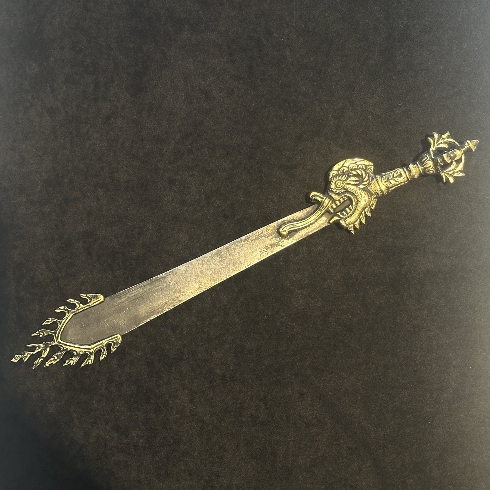 画像11: 結界を張り、悪を寄せ付けない！煩悩や悪を断ち切る！不動明王の炎剣🔥カドゥカ <チベット密教法具> (11)