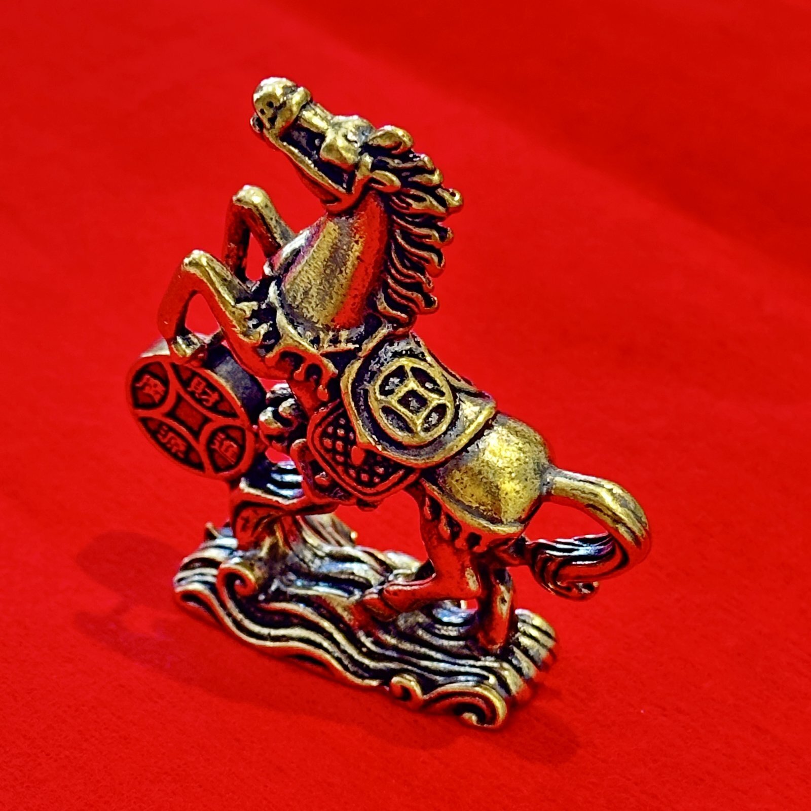 画像3: 金運・成功運を跳ね上げる！【古銭馬】真鍮製　商売繫盛・出世・あらゆる勝負事のお守り【2026年の干支】 (3)