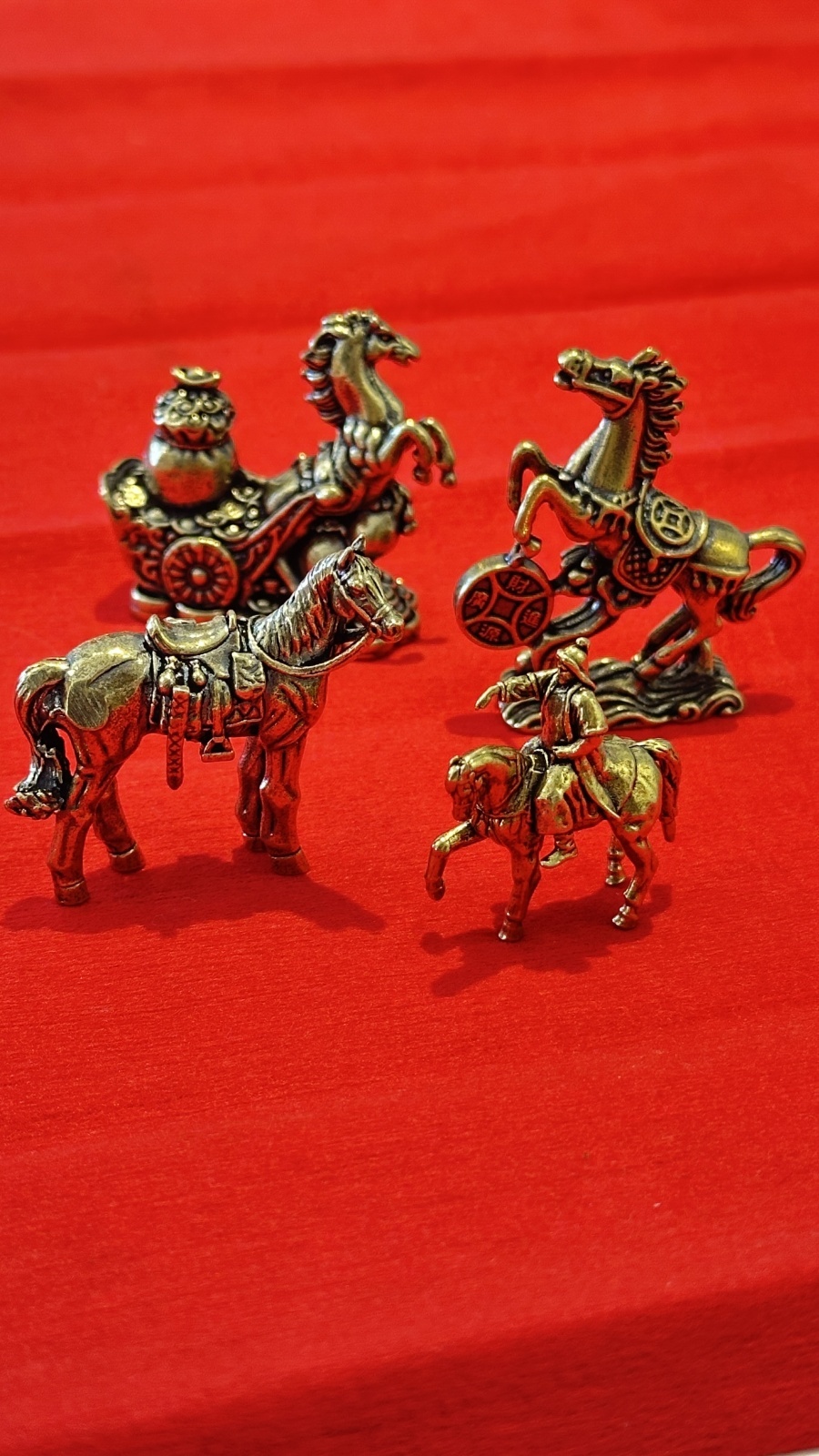 画像8: 金運・成功運を跳ね上げる！【古銭馬】真鍮製　商売繫盛・出世・あらゆる勝負事のお守り【2026年の干支】 (8)