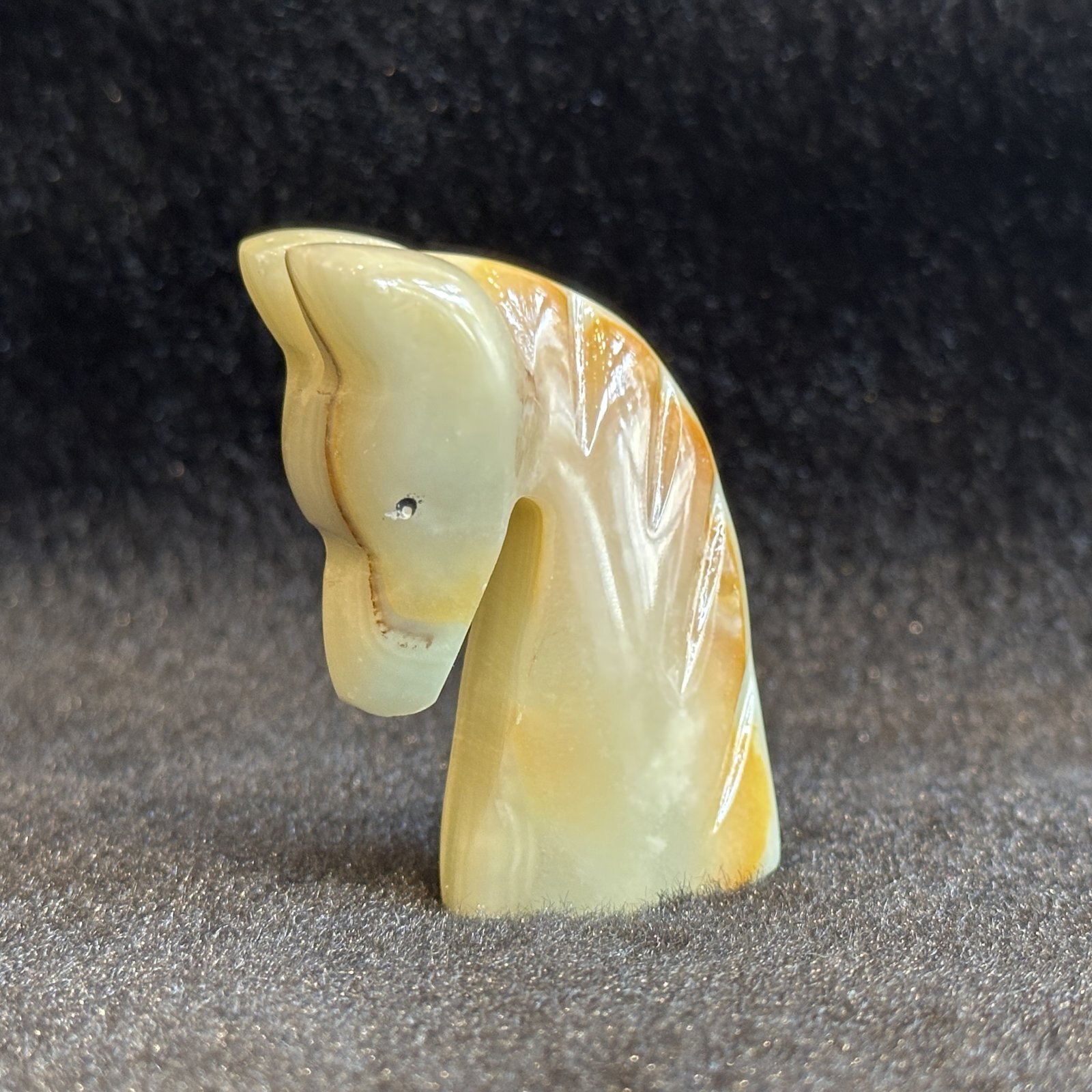 画像1: 護られる！魔除けの石オニクス天然石 馬【2026年の干支】 (1)