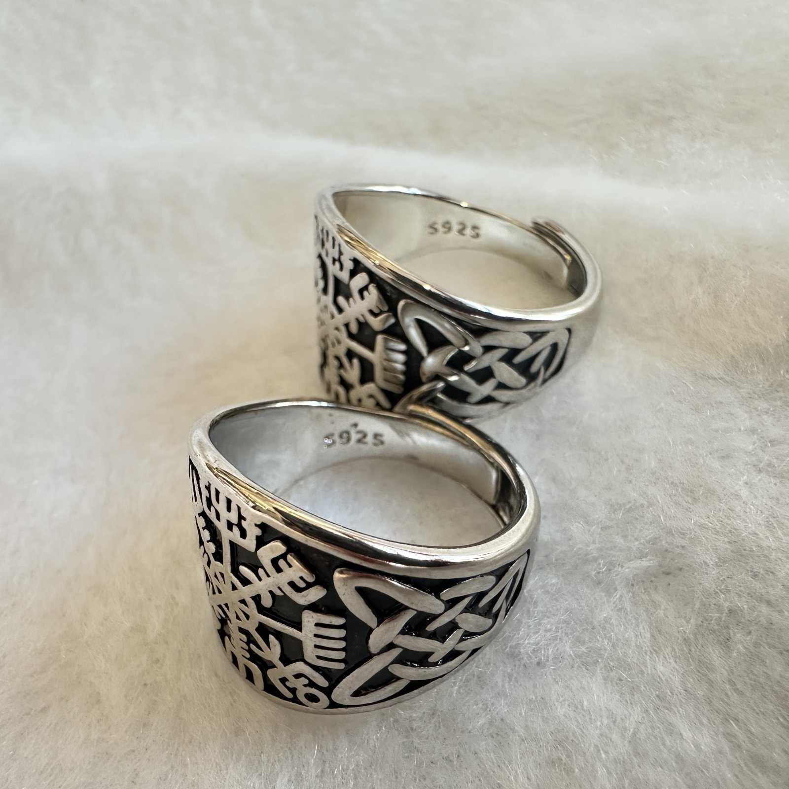 画像11: 運気を動かす伝統ケルトノット。進むべき道を示す★ヴァイキングコンパスリング Silver925 聖なるルーン文字〜Vegvisir〜 (11)