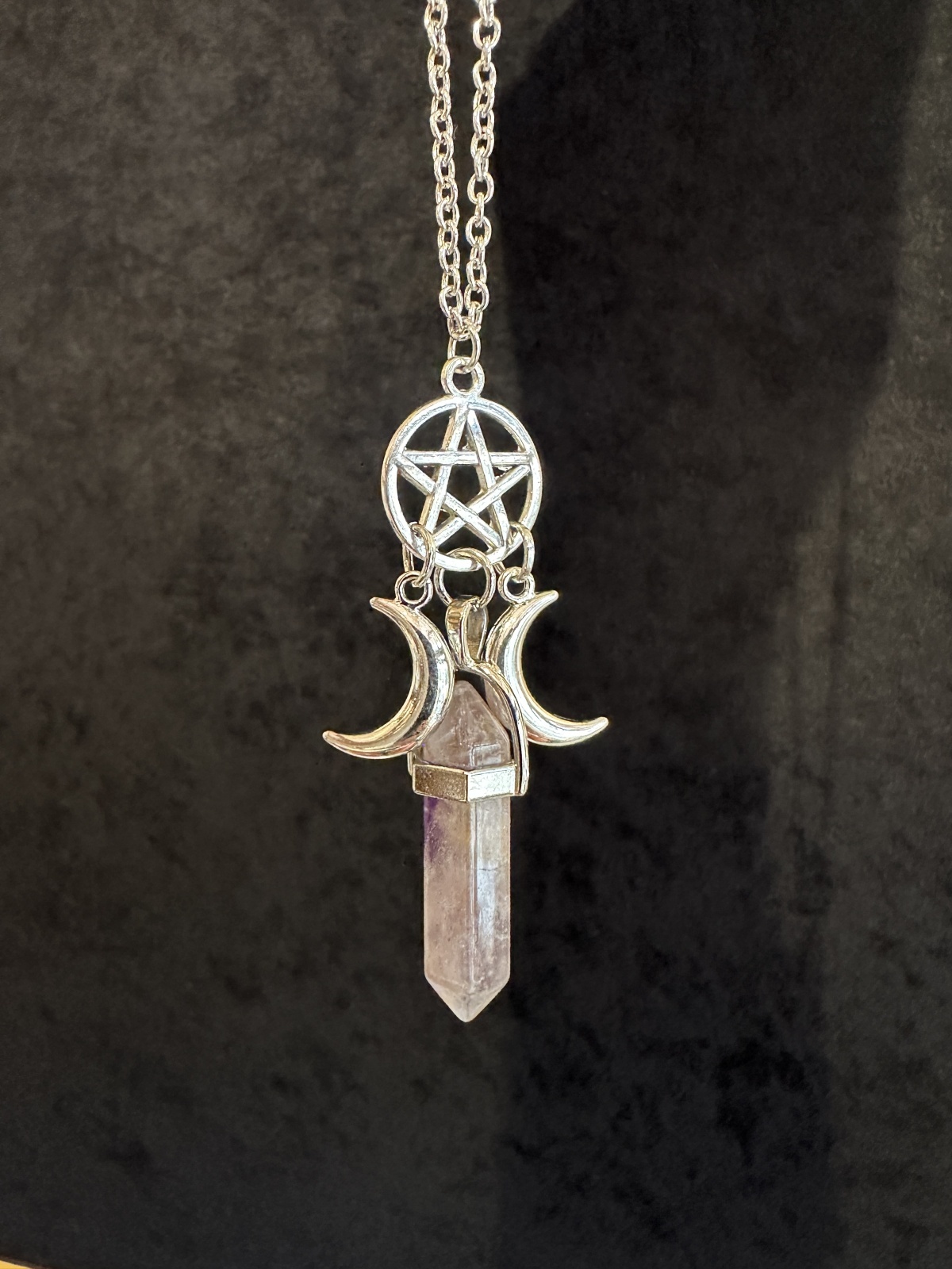 画像6: 強力な3つのパワーが悩み事の答えを導き出す！三日月＆五芒星のペンデュラム・ネックレス 魔除けと浄化、ハイレベルな恋愛をもたらすアメジスト (6)
