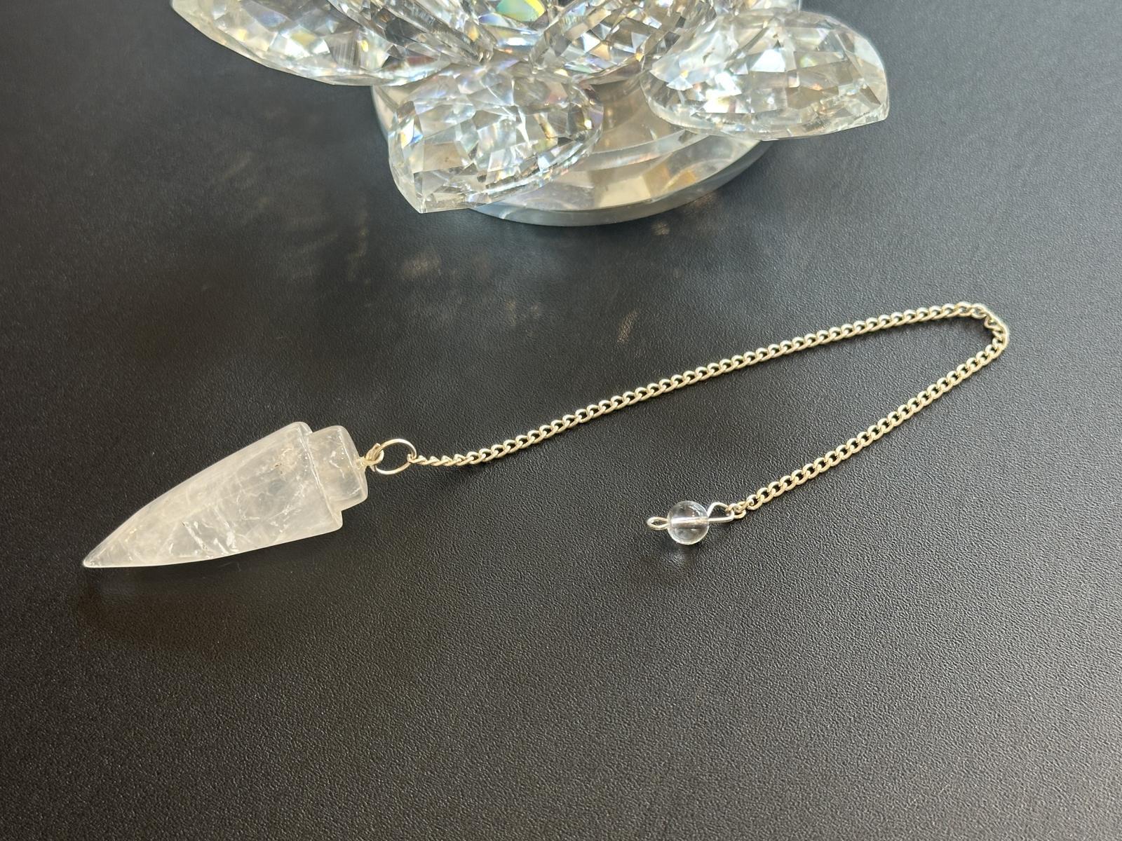 画像8: 悩み事の答えを導き出す！ペンデュラム　運気を高め、潜在能力を引き出す〜水晶〜　円錐型 (8)