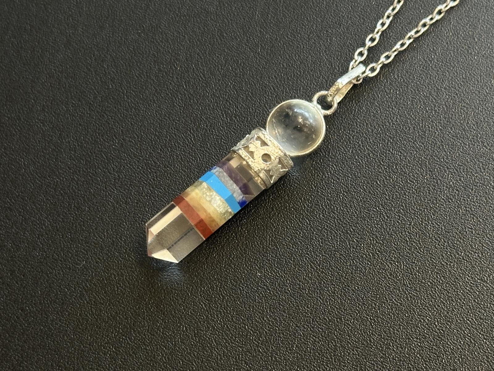 画像6: 悩み事の答えを導き出す！チャクラを活性化し心身のバランスを整える！ 水晶7チャクラ・ペンデュラムネックレス (6)