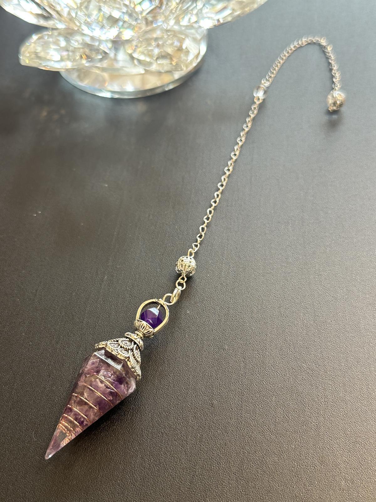 画像10: 気の変換機オルゴナイトinペンデュラム  悩み事の答えを導き出す！魔除けと浄化、ハイレベルな恋愛をもたらすアメジスト (10)